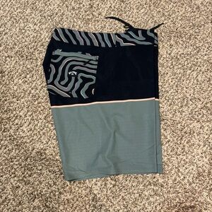 Billabong Black and Green Airlite Patterned Board Shorts